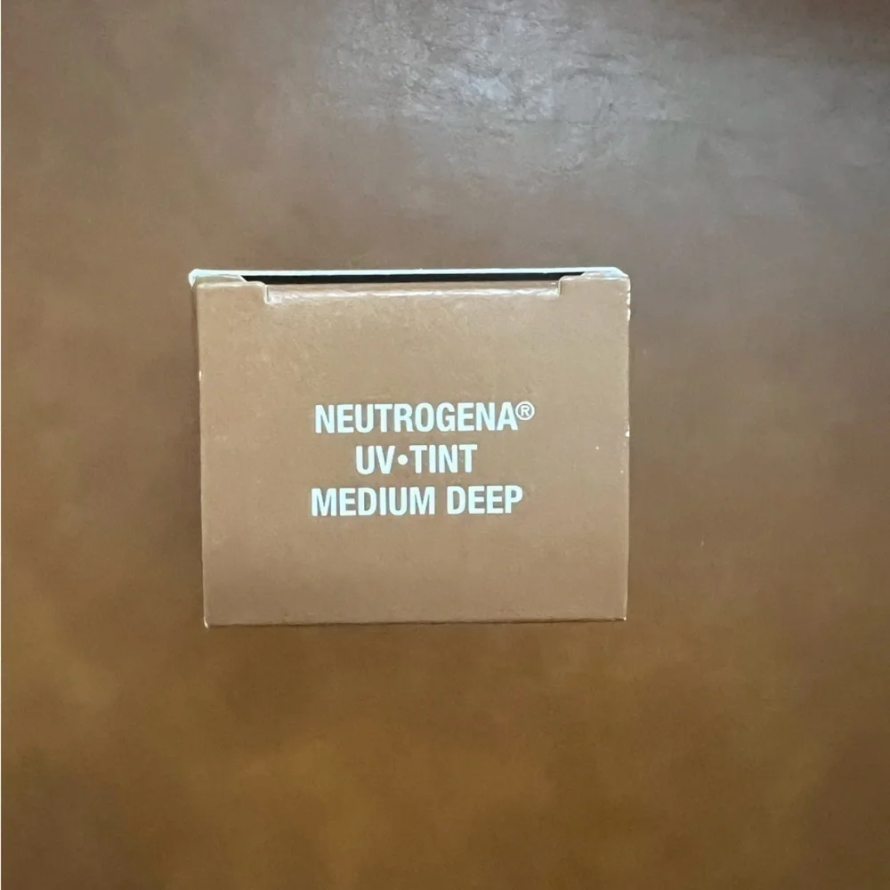 Neutrogena Purescreen Mineral UV Tinted Face Sunscreen Med Deep SPF 30 1.1 fl oz